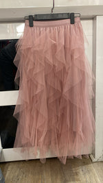 Load image into Gallery viewer, G20 - Ruffled Tulle skirt - 2/S 2/M 2/L
